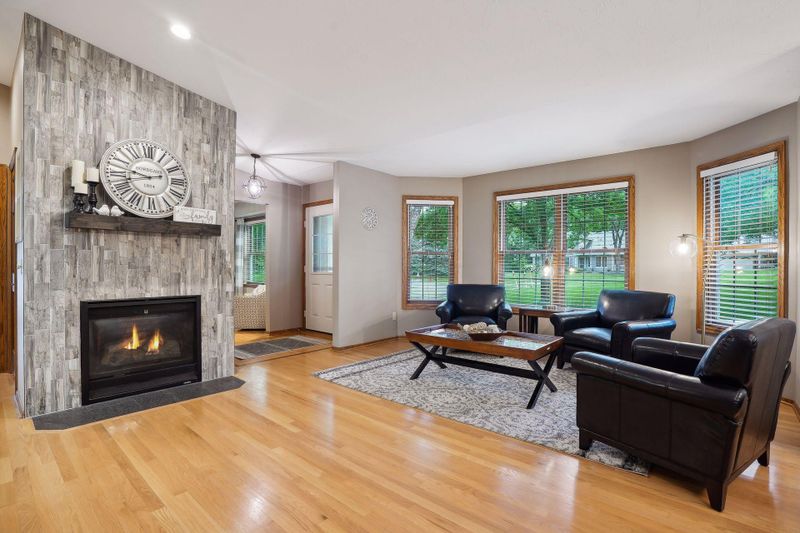 4531 S Mallard Trl, Eagan, MN 55122