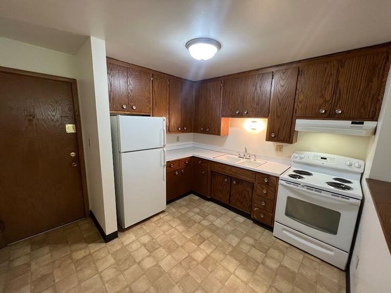 1807 Stillwater Ave E, Saint Paul, MN 55119