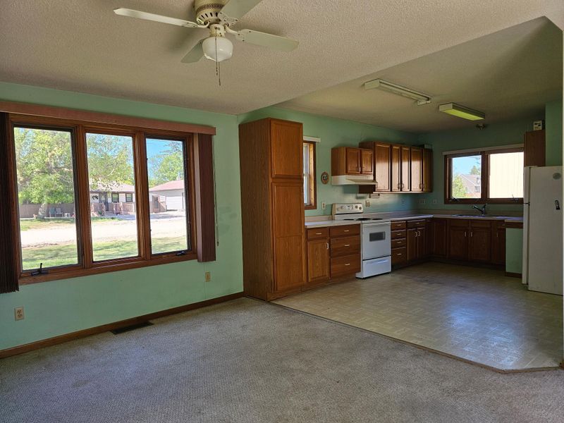 106 Spruce Ave SW, Bagley, MN 56621
