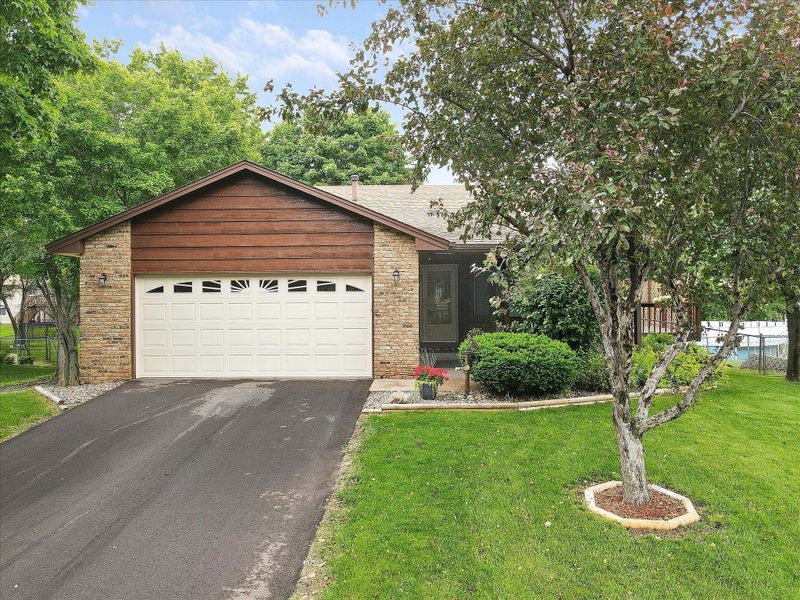 10545 Marmon St NE, Circle Pines, MN 55014