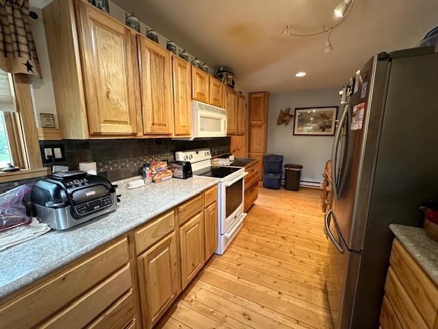 29 Elm Blvd, Babbitt, MN 55706