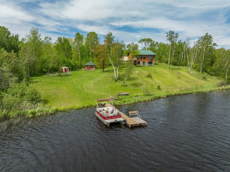 10572 County Road 568, Nashwauk, MN 55769