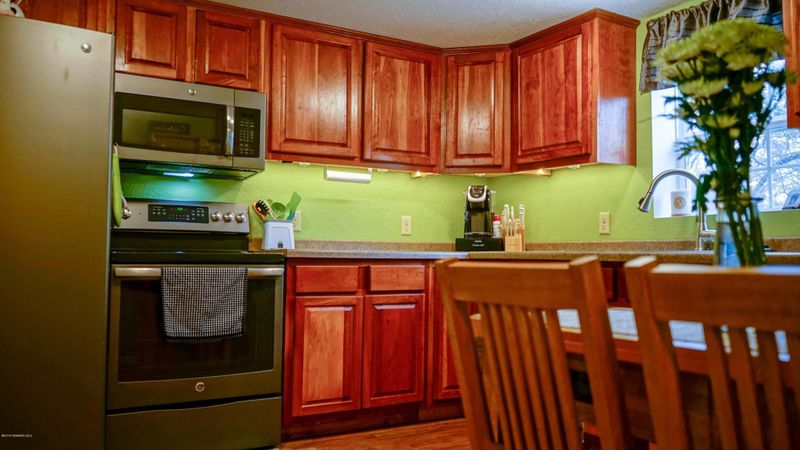 1223 Park Ave NW, Bemidji, MN 56601
