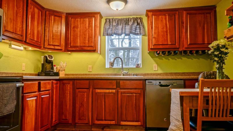 1223 Park Ave NW, Bemidji, MN 56601