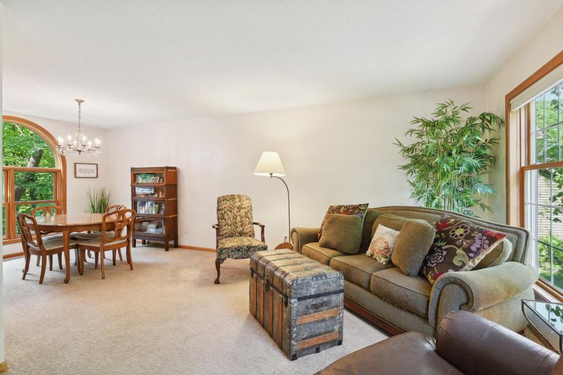 5920 Covington Rd, Excelsior, MN 55331