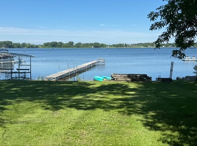 381 Lakeview Terrace Blvd, Waconia, MN 55387