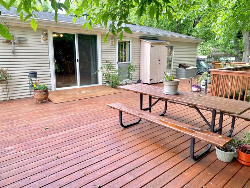 406 Superior Ave, Crosby, MN 56441