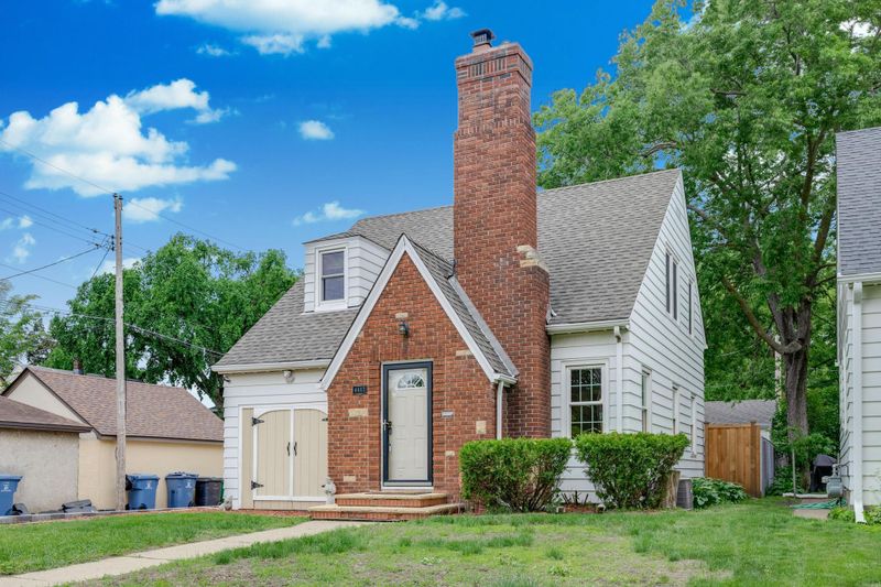 4417 Logan Ave N, Minneapolis, MN 55412