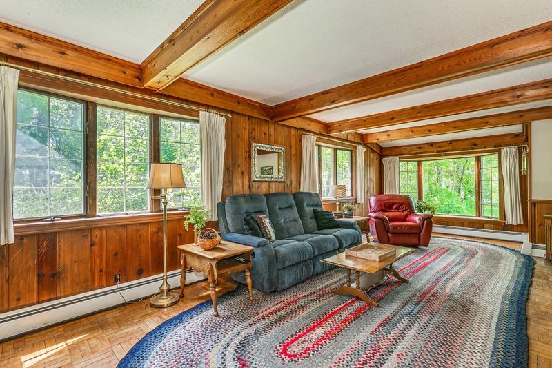 5250 E County Line N, Dellwood, MN 55110