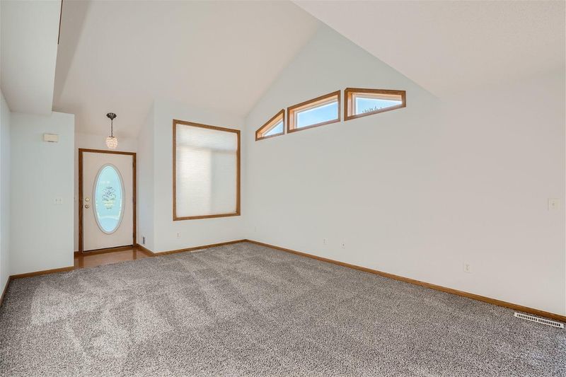 1601 Hamel Ln, Shakopee, MN 55379