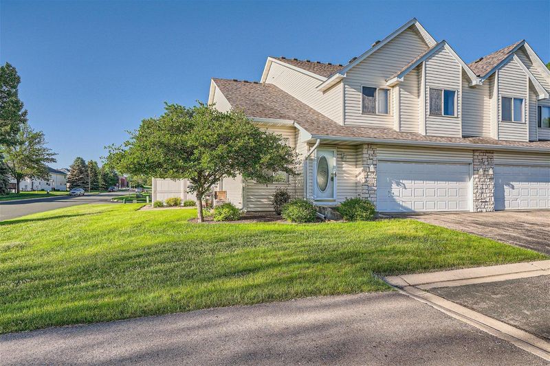 1601 Hamel Ln, Shakopee, MN 55379