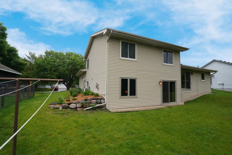 12549 91st Ave N, Maple Grove, MN 55369