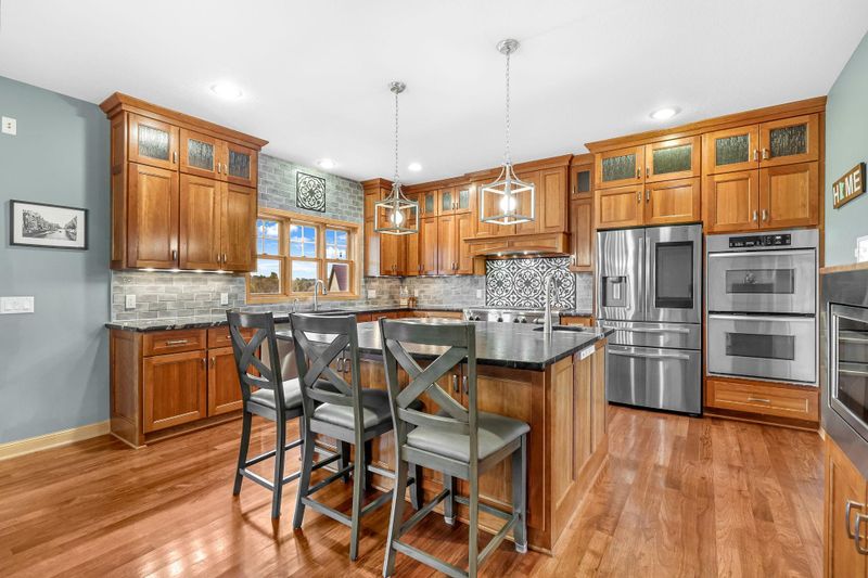 7548 236th St E, Lakeville, MN 55044
