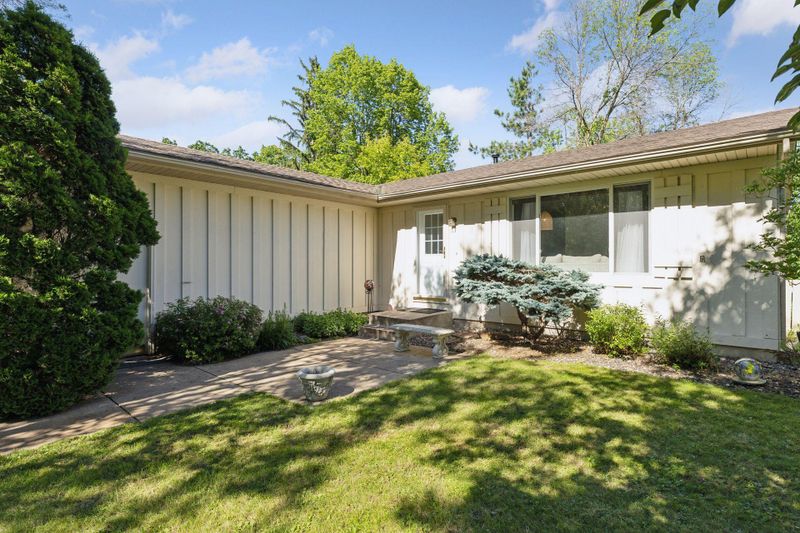638 Glen Park Rd, River Falls, WI 54022