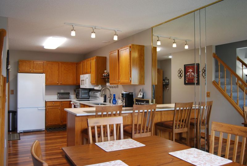 13154 Meadowood Curve NW #6, Coon Rapids, MN 55448