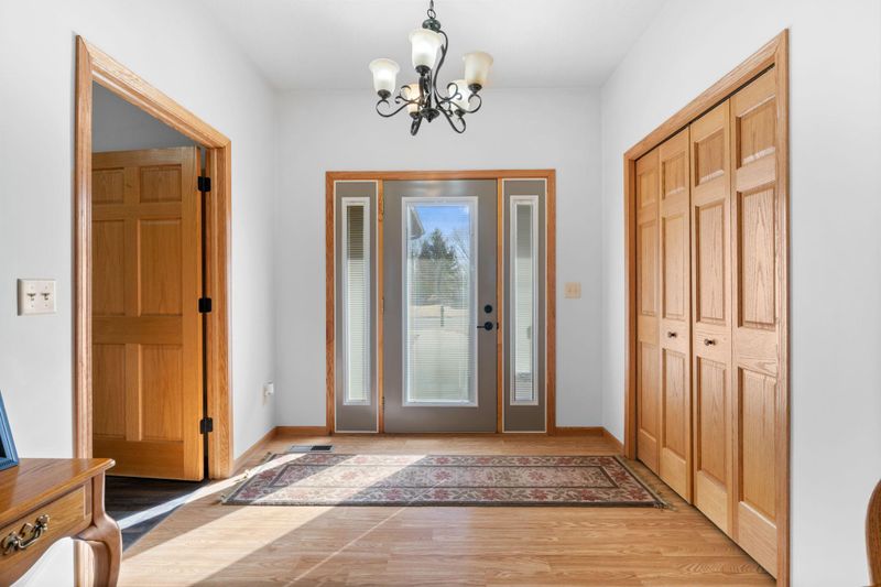 1015 9th St SW, Pine City, MN 55063