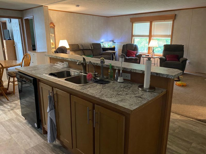 8272 Hillcrest Dr NE, Bemidji, MN 56601