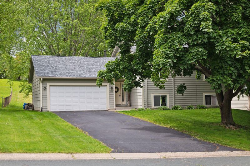 4045 Pennsylvania Ave, Eagan, MN 55123