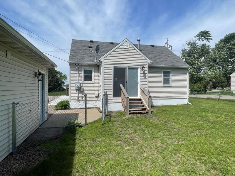 4833 Main St NE, Fridley, MN 55421