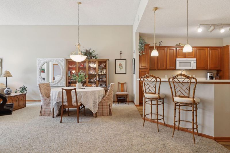 4705 Bloomberg Ln, Inver Grove Heights, MN 55076
