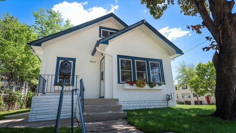 2845 28th Ave S, Minneapolis, MN 55406