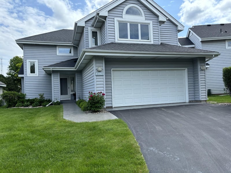 15805 16th Pl N, Minneapolis, MN 55447
