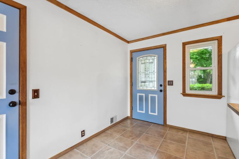 5276 W 135th St, Savage, MN 55378