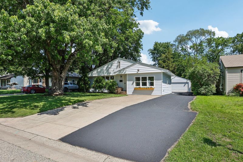 6706 44th Ave N, Crystal, MN 55428