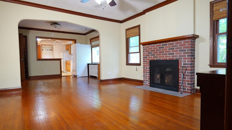 221 Annapolis St W, West Saint Paul, MN 55118