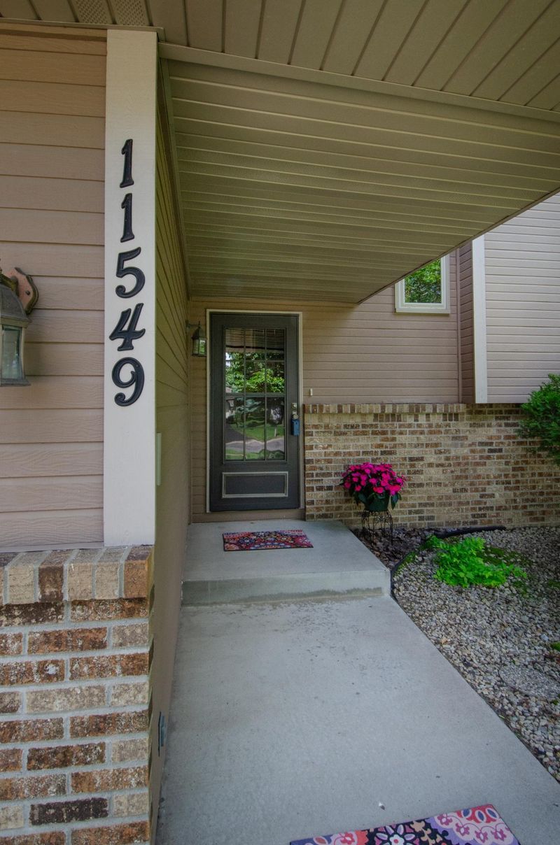 11549 Xylon Ave N, Champlin, MN 55316
