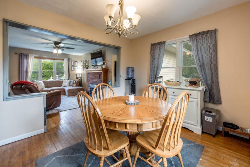 320 W Jackson St, Parkers Prairie, MN 56361