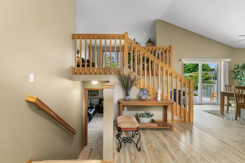 2206 Viking Dr, Saint Cloud, MN 56301