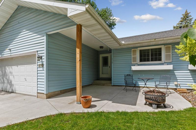 410 11th Ave SE, Faribault, MN 55021