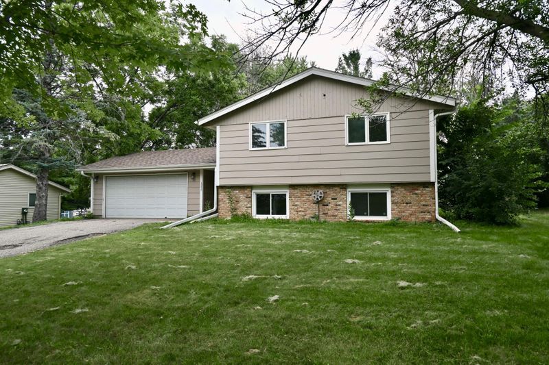 13217 Upton Ave S, Burnsville, MN 55337