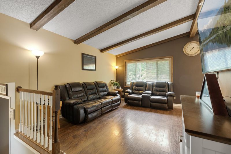 13558 Eidelweiss St NW, Andover, MN 55304