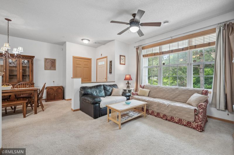 6702 Narcissus Ln N, Maple Grove, MN 55311