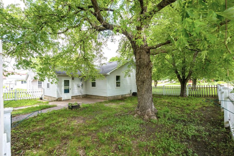 802 N Washington Ave, Saint Peter, MN 56082