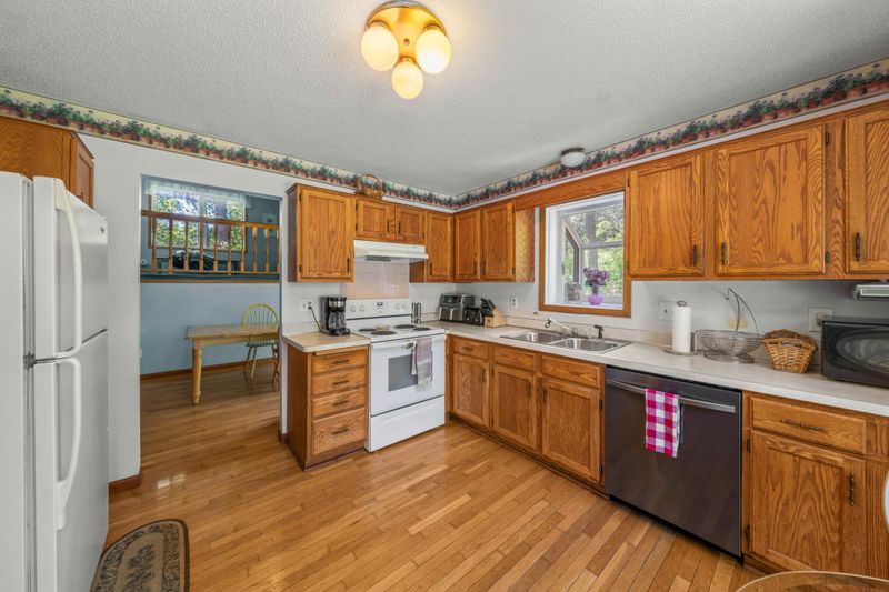 2714 226th Ln NE, Cedar, MN 55011