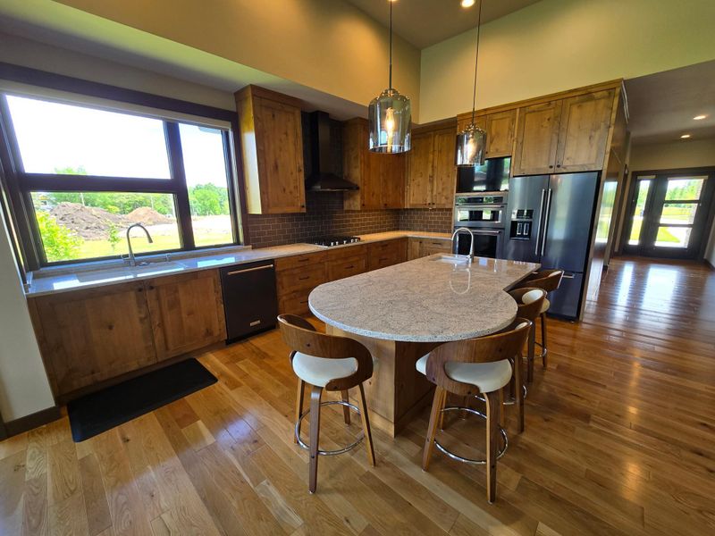 122 Altavista Dr, Detroit Lakes, MN 56501