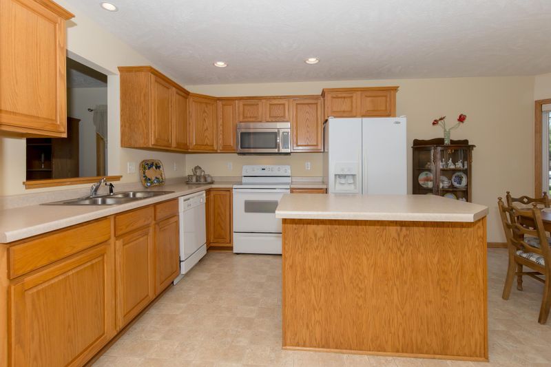 415 Independence St NE, New Prague, MN 56071