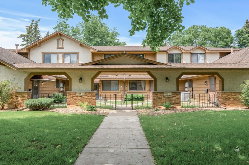6165 78th Ave N, Brooklyn Park, MN 55443