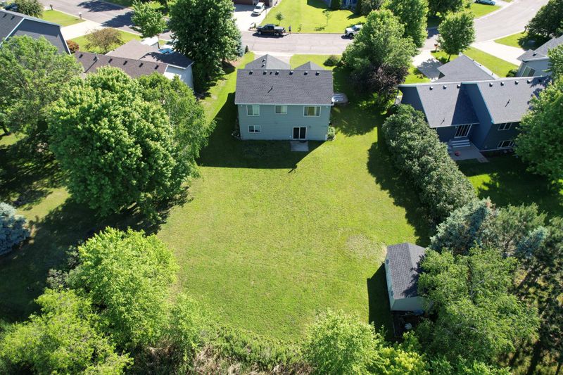 1023 Bridgeport Dr, Sartell, MN 56377