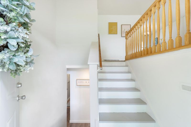 306 Woodland Dr, Owatonna, MN 55060