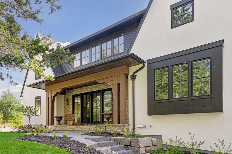 20325 Manor Rd, Excelsior, MN 55331