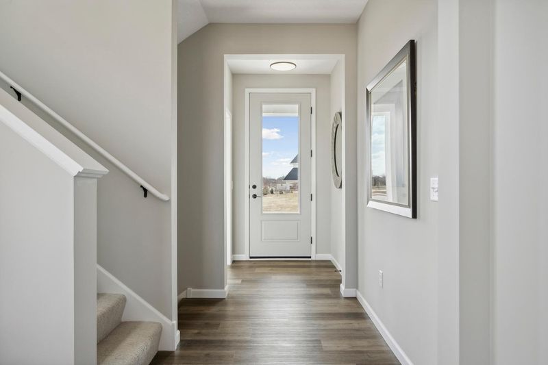 5008 Airlake Draw, Woodbury, MN 55129