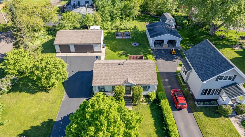 9141 Vinland St, Duluth, MN 55810