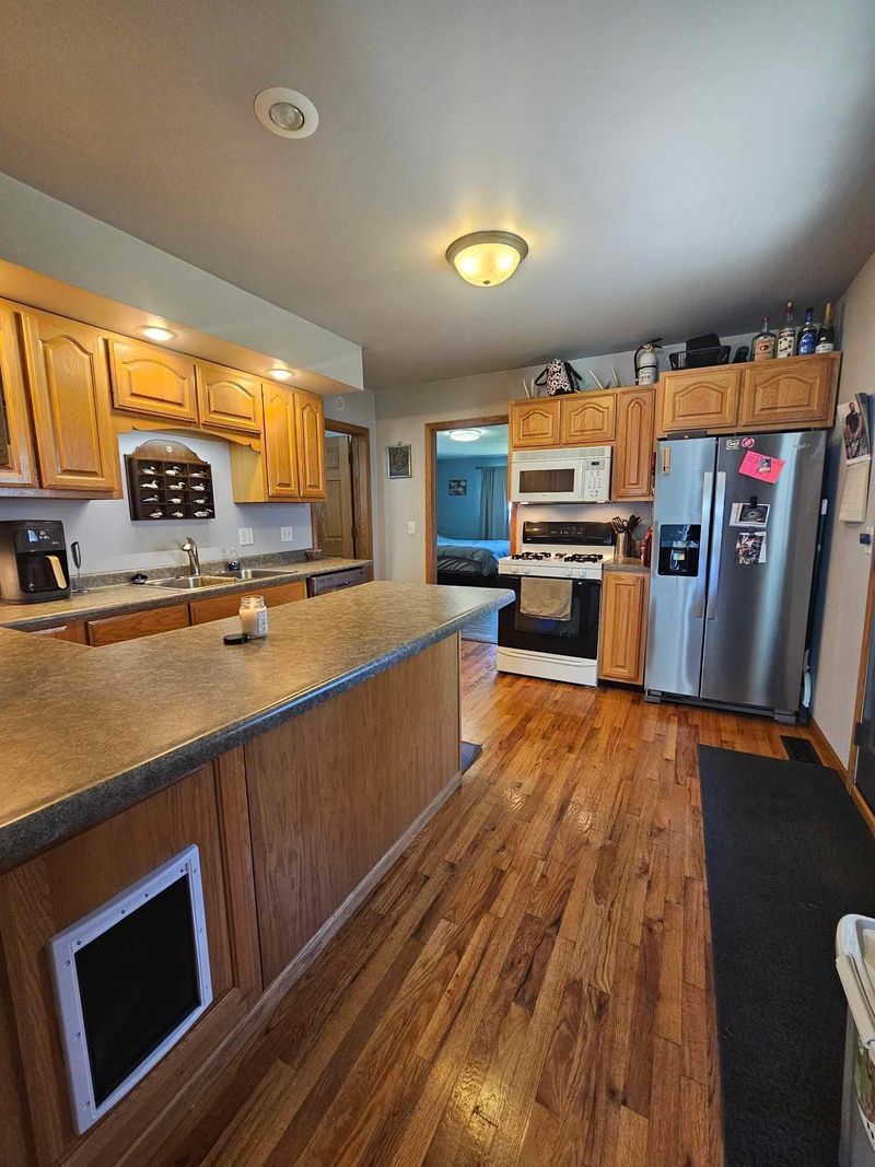 506 E 11th St, Winona, MN 55987