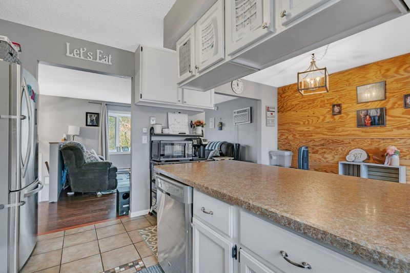 204 3rd St NE, Sartell, MN 56377