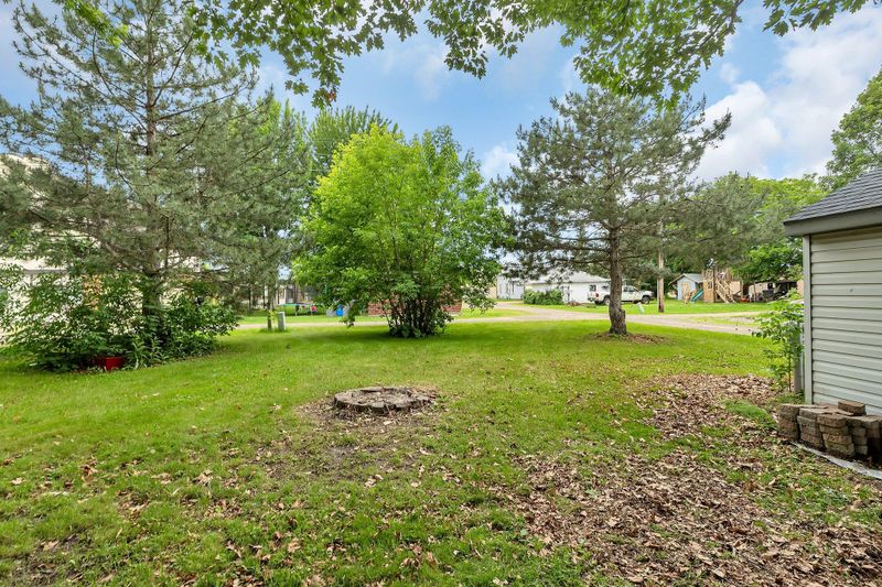 240 2nd Ave SE, Milaca, MN 56353