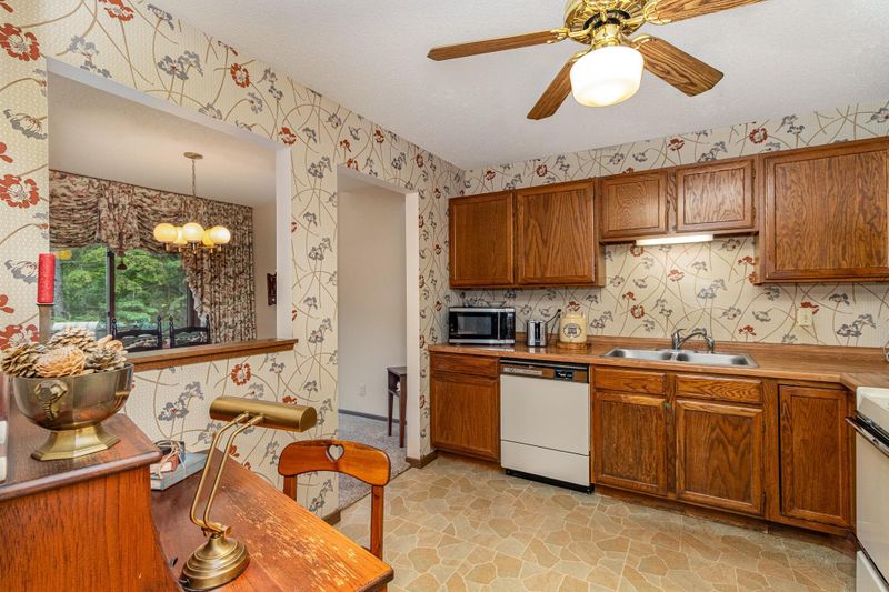 5107 Balmoral Ln, Bloomington, MN 55437
